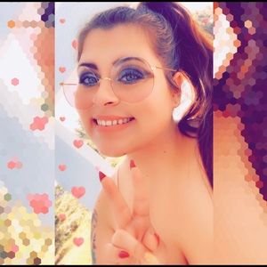 Meet your Posher, Kylie